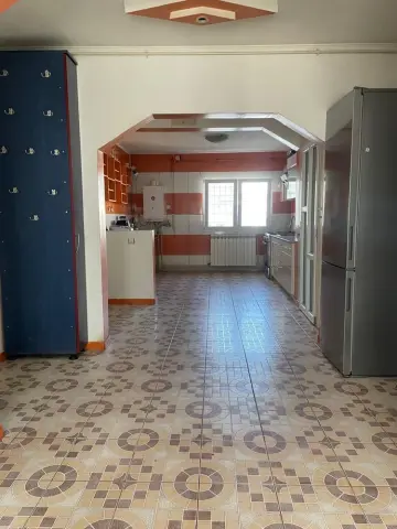 Apartament 4 camere zona mall vitan- nerva traian