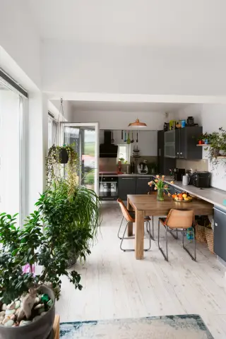 vand apartament la etaj retras tip penthouse