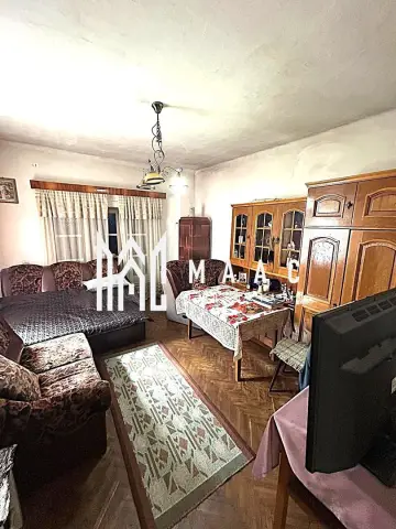 Casă individuală | 3 camere | Garaj | Acces auto | Trei Stejari
