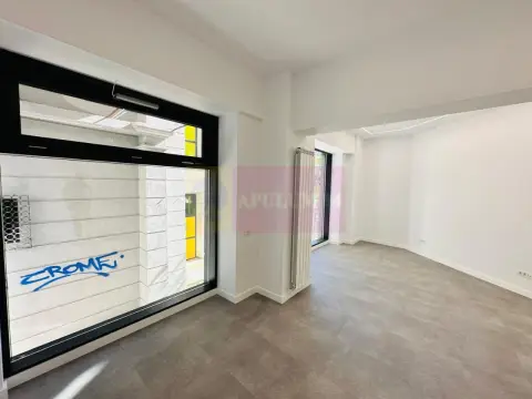 Vanzare spatiu comercial in zona Decebal