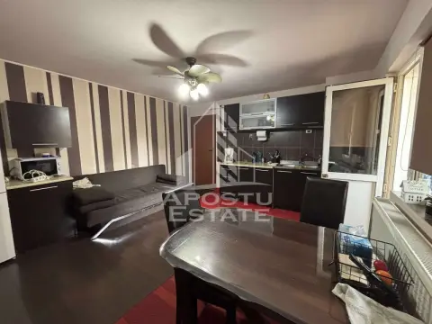 Apartament cu 3 camere de vanzare, zona Dambovita, Timisoara