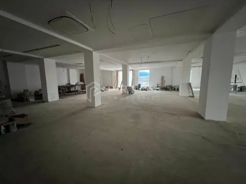 Spațiu comercial de închiriat – 360 mp | Ieșire Târgu Mureș –Cristești