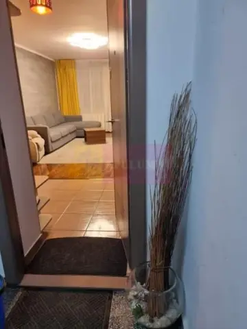 Apartament 3 camere Mega Mall.