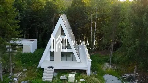 Cabană tip A frame | 3 camere | Zona Turistică Porumbacu de Sus