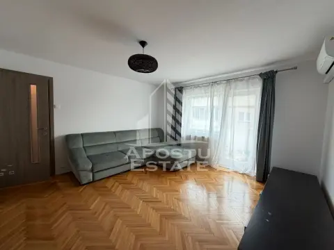 Apartament cu 3 camere, de vanzare, zona Kiriac, Timisoara