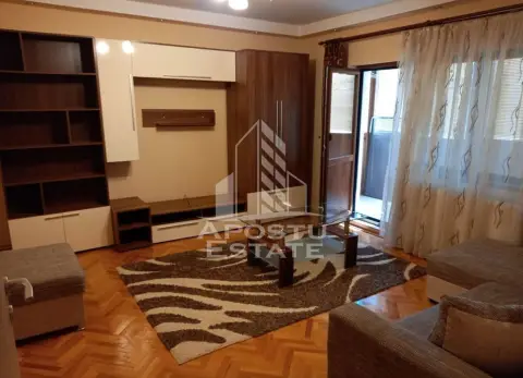 Apartament cu 3 camere, Complex Studentesc, Centrala Proprie, 2 bai
