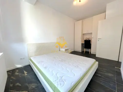 3 camere, 2 Parcari, Pet Friendly, Buna Ziua, Grand Hotel, Trifoiului