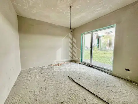 Casa de vanzare cu 3 camere in Mosnita Noua, canalizare, Timisoara