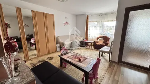 Casa individuala cu 4 camere de vanzare cu teren generos in Chisoda