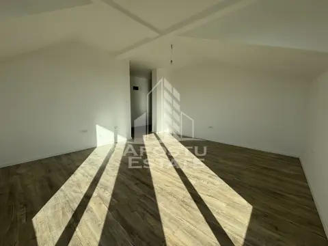 Apartament de vanzare cu 2 camere, decomandat, Ciarda Rosie, Timisoara