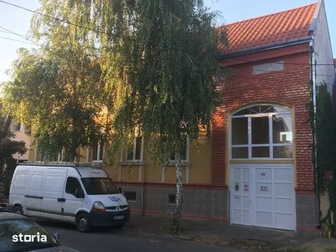 BRASADAS vinde casa mobilata in zona ULTRACENTRALA.