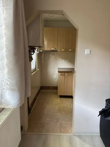 BRASADAS vinde ap 2 cam 33 mp. etaj 1/4 Micro 14.