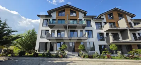 Apartament 3 camere, două băi, terasa 7 mp.-Natura la tine acasă! Cristian-SiBiU