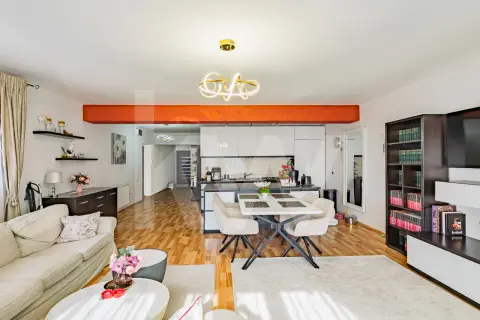 Apartament 3 camere - Etaj 1 - str. Lupeni - mobilat si utilat
