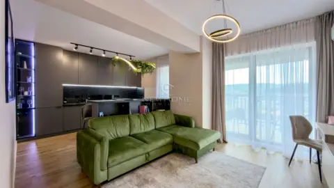 Apartament cu 2 camere, Parcare, West City Tower
