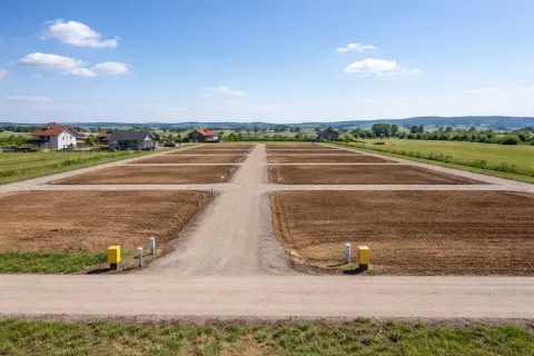 Parcele 500 mp teren - cu Utlitati - Sancrai - Nazna