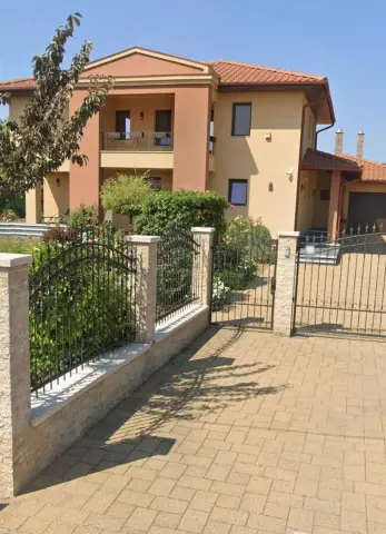 Casa 5 camere, 420mp,2.200 mp teren, 0% comision