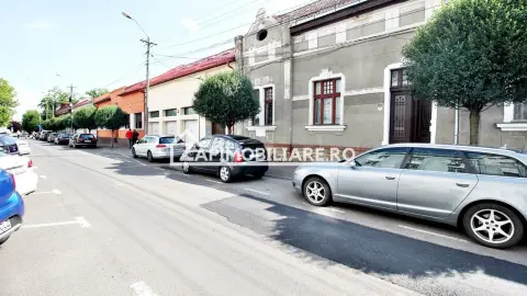 Casa 3 camere, 113 mp, 170 mp teren, zona Cetate
