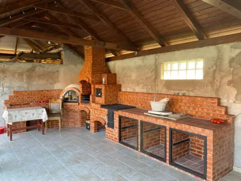 Casa de vacanță 4 camere la cheie,500mp teren,Câmpul Cetății