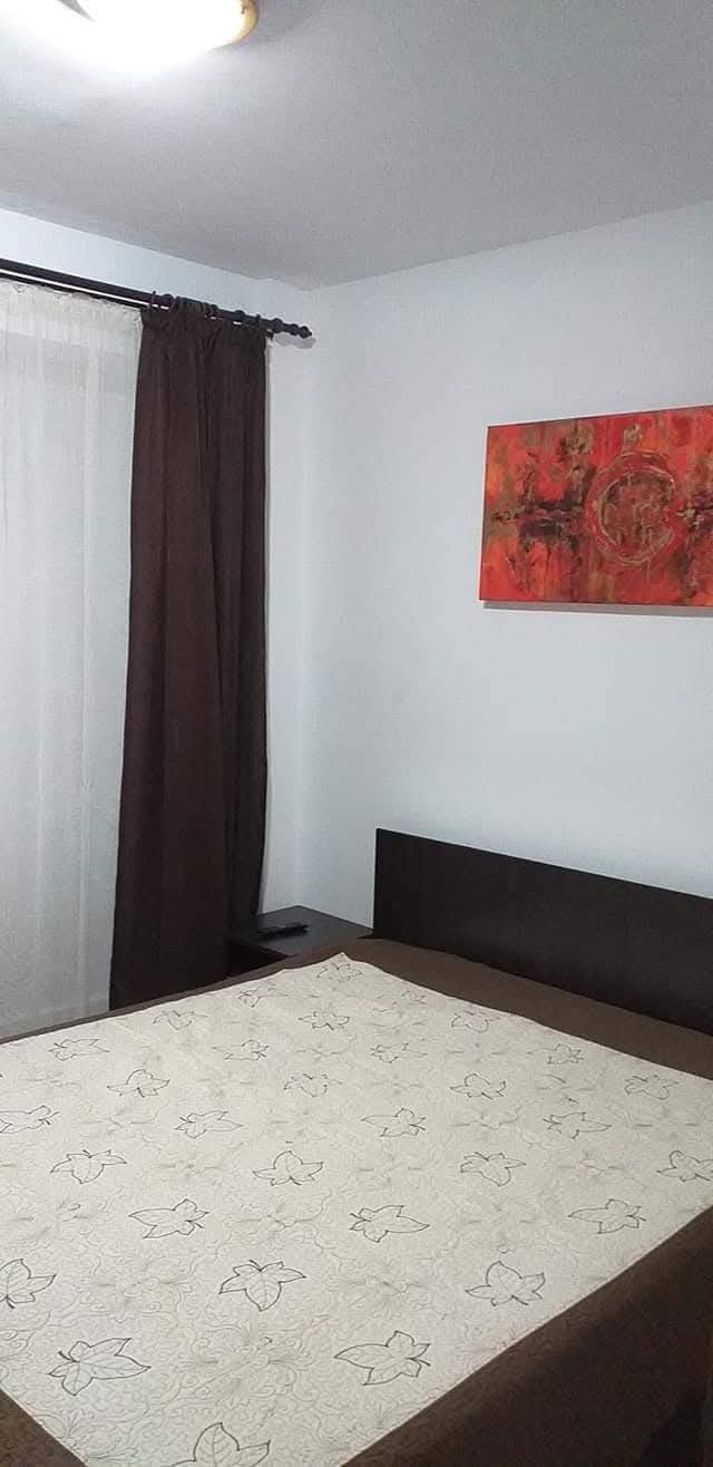 Vând apartament cu 2 camere zona Dâmbovița